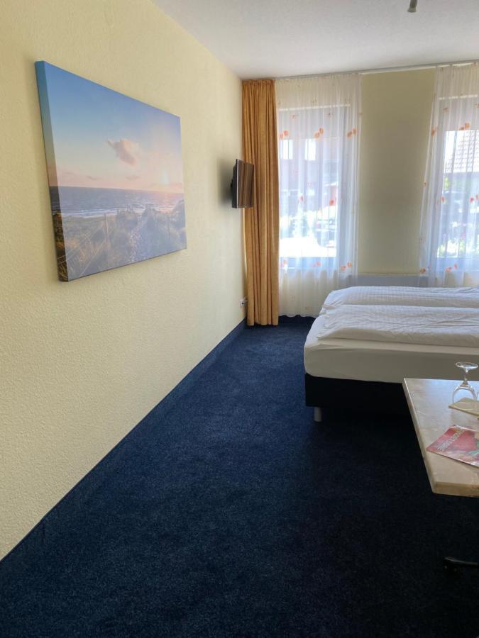 Nordseehotel Benser Hof Am Hafen 벤세르시엘 외부 사진