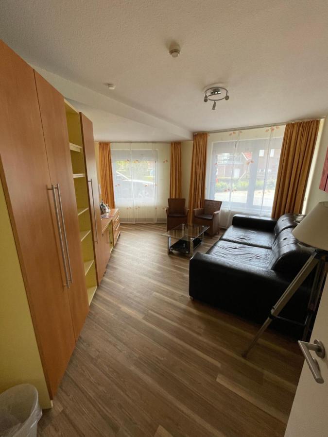 Nordseehotel Benser Hof Am Hafen 벤세르시엘 외부 사진