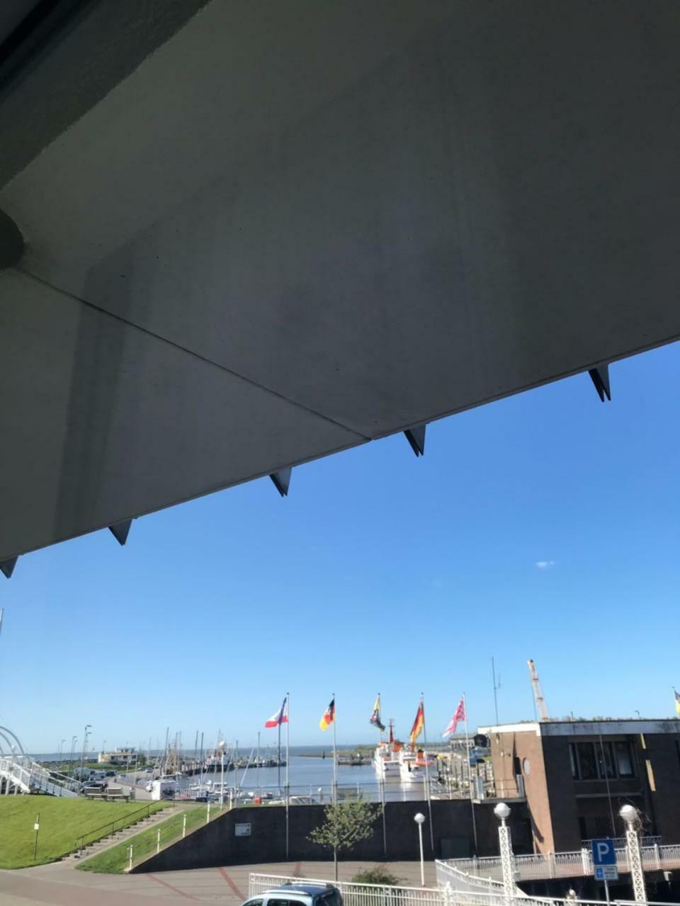 Nordseehotel Benser Hof Am Hafen 벤세르시엘 외부 사진