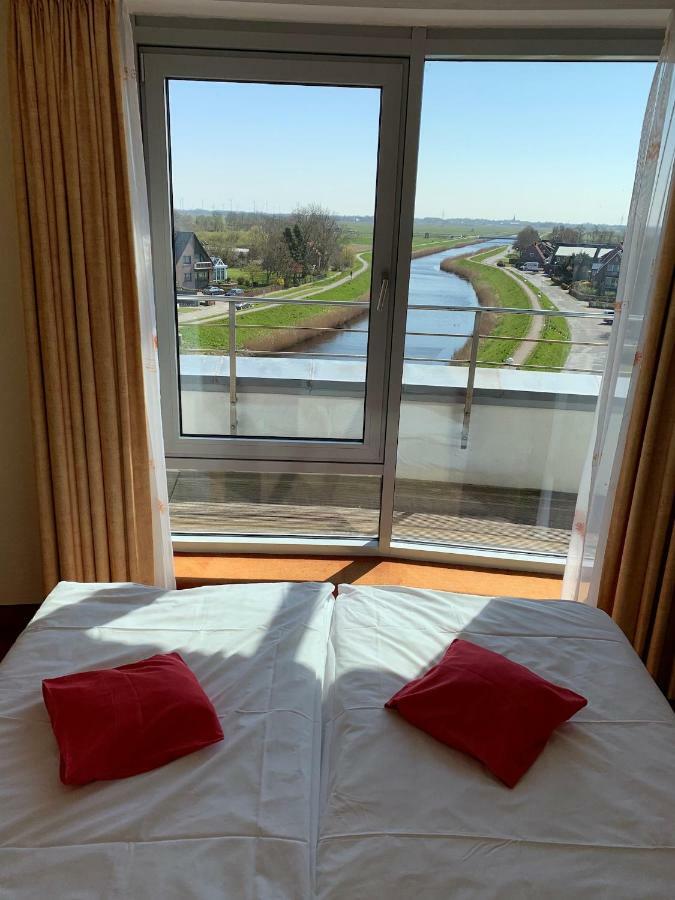 Nordseehotel Benser Hof Am Hafen 벤세르시엘 외부 사진